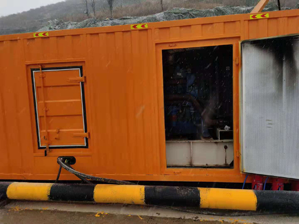 鄢陵发电车出租-应急柴油发电机组选什么样的比较好？