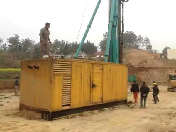 鄢陵如何判断水冷式机油散热器密封件是否需要更换?